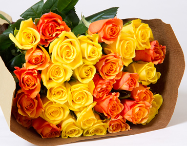 真紅のバラの花束イメージ